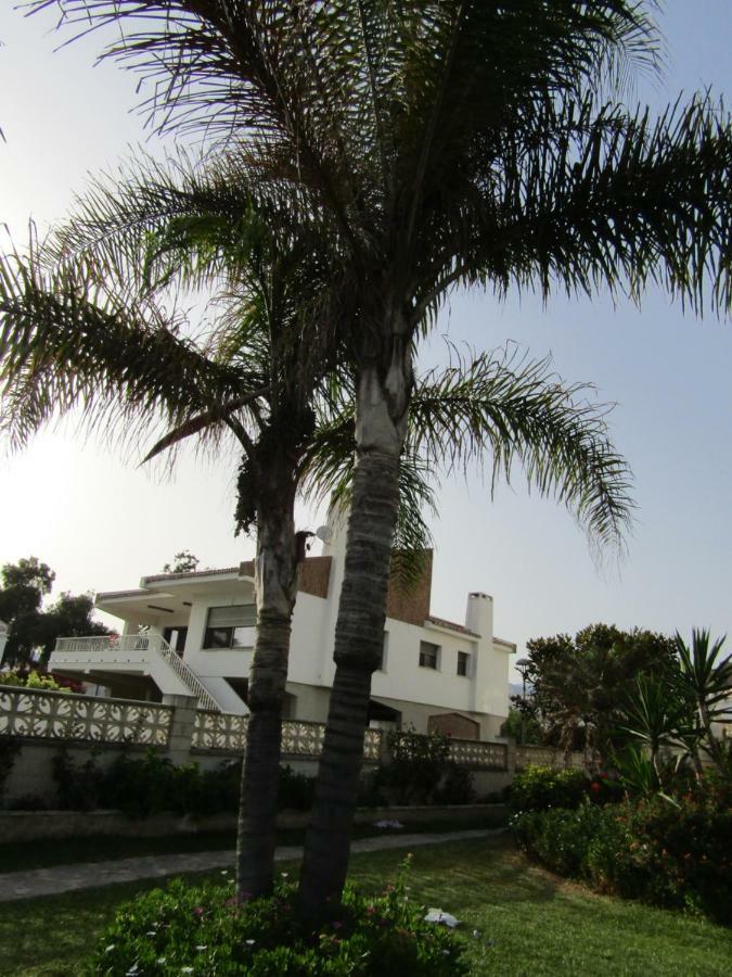 Malaga Paradise Beach Torre de Benagalbon Exterior photo
